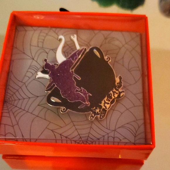 BRAND NEW 🏷JOE FRESH HALLOWEEN BROOCH - Picture 3 of 3